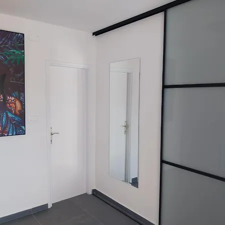 Danijela * Tribunj (Sibenik-Knin)